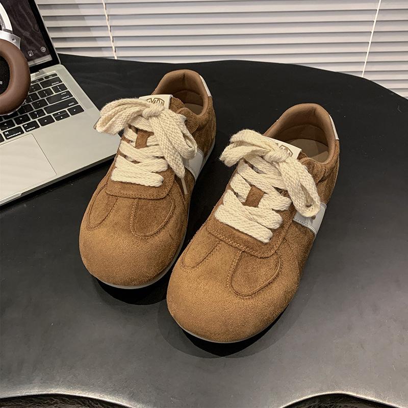 

Thick-soled inner height increase, red German training shoes for women s 2025 autumn new versatile sports women s shoes, retro color ma 40 верблюд