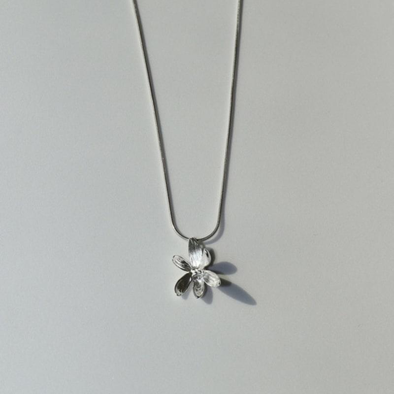 

turntable Flower necklace (S) 42cm