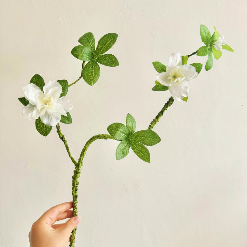 Künstliches Azaleen-Blumenarrangement: Grünpflanzen aus Kunststoff für Tischdekoration