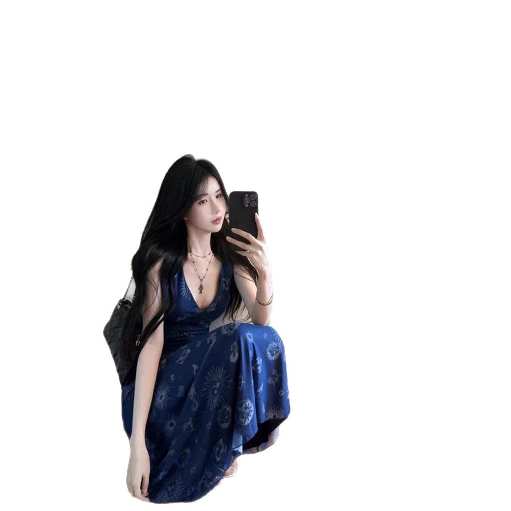 Retro temperament blue V-neck floral suspender dress women's summer vacation wind seaside beach dress A-word long dress tide