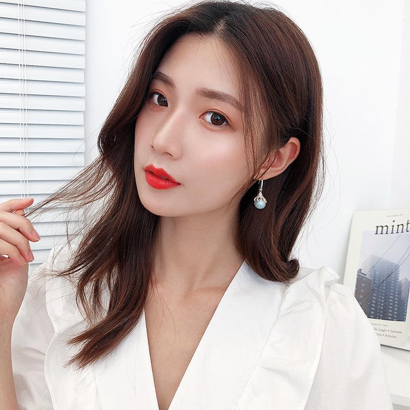 Women's Light Luxury Design Elegant Imitation Pearl Pendant Long Earrings Fashionable And Versatile Niche Design Earrings