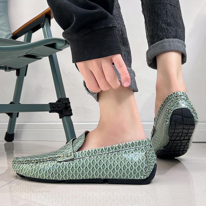 Fashion Fashion Korean Style Slip-On Flat Comfort Lazy Beanie Shoes Men Loafers Shoes New Casual Men Leather Daily Commute Driving Shoes