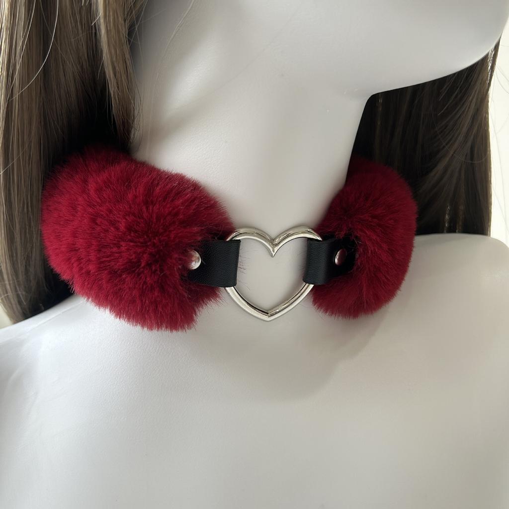 Direct supply plush YK love collar neck cover Spice girl exaggerated niche European and American collar love necklace