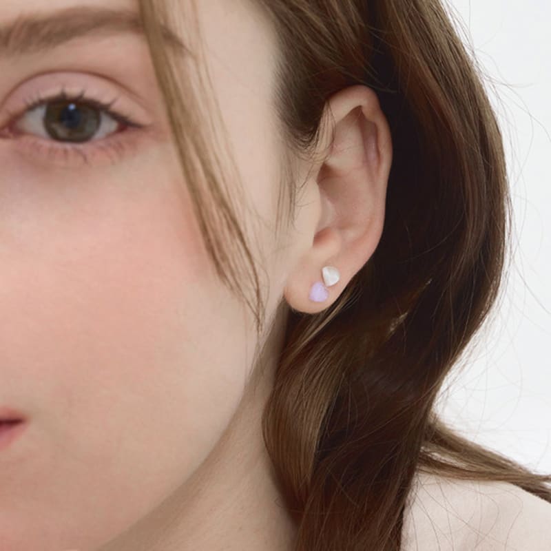 Own 14K pastel heart piercing