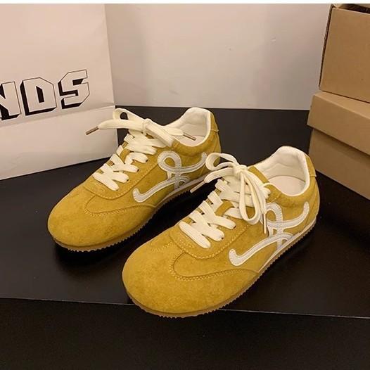 

Обувь Dexun женская весна 2025 новая шнуровка одинарная обувь мягкая подошва легкая повседневная спортивная обувь ретро обувь Форреста Гампа 40 жёлтый