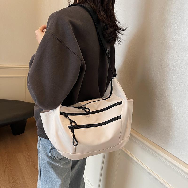 Students Commute To Class Large-capacity Messenger Bag Women's Casual Fashion Shoulder Bag 2025 New Simple and Fresh Cloth Bag