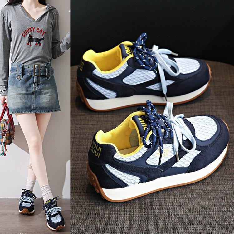 Women's shoes 2025 new autumn mesh Forrest Gump sports shoes junior high school students running lightweight soft sole fashion versatile explosion