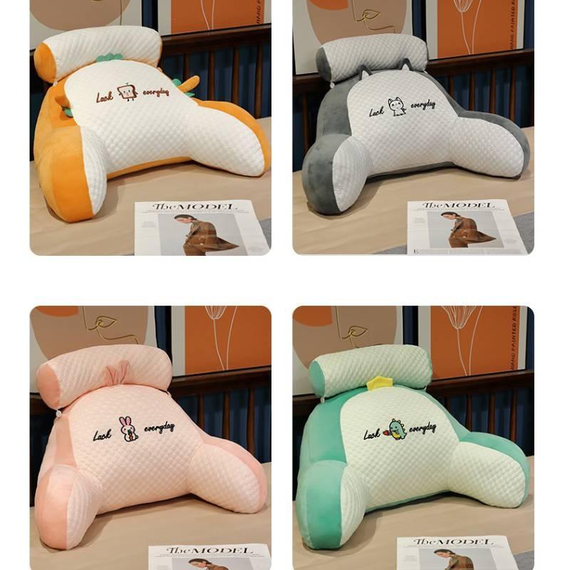 Gemütliches Cartoon Eisbohnen-Nachtkissen Weiches Plüschkissen für bequemes Ausruhen