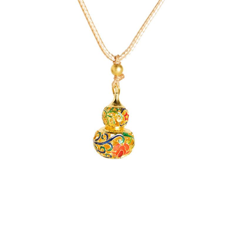 Exquisite Gourd Women's Summer Fashion Temperament Versatile High-end Light Luxury Hollow Necklace Pendant