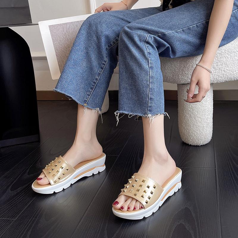 Fashion 2025 Summer Fashion Punk Style Rivet Design Word Slippers New Women's Leisure Wedge Multi-color Plus Size Beach Slippers
