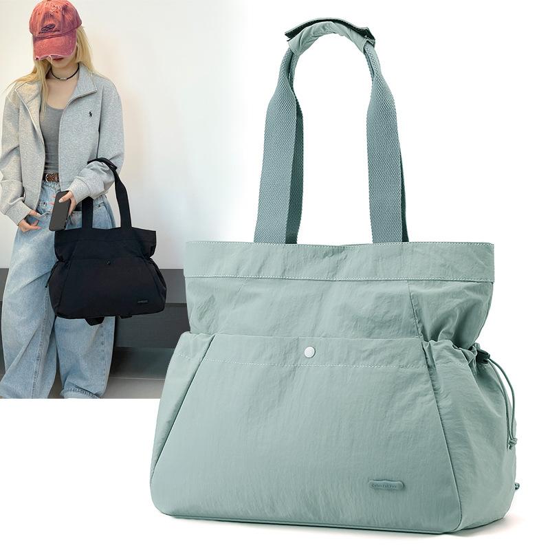 

New large-capacity tote bag waterproof fitness yoga bag short trip lightweight shoulder bag