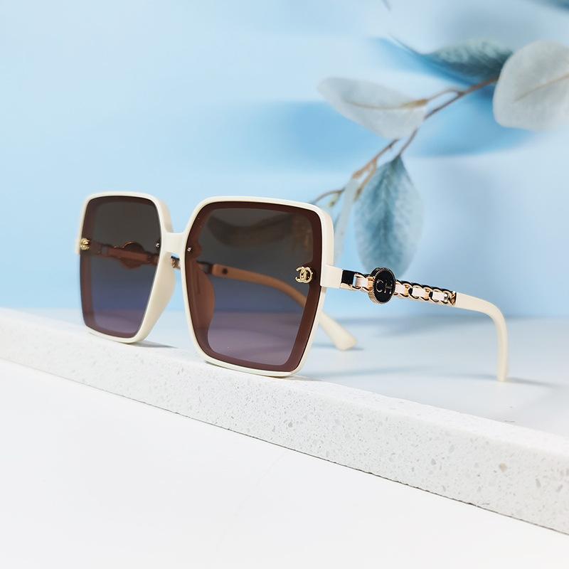 Polarizing Glasses Women'S Ultra-Light Large-Frame Sunglasses Hot Sunglasses No Standard Simple And Elegant Small Fragrant Glasses