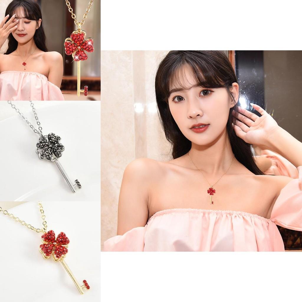 Beautifully Packaged Four Leaf Clover Necklace Perfect For Weddings And Travel Memories