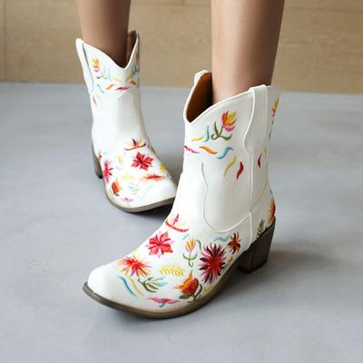 Bottes courtes pour femmes avec fleurs brodées, bout pointu et talons épais, style western oversize avec doublure intérieure florale en peluche.
