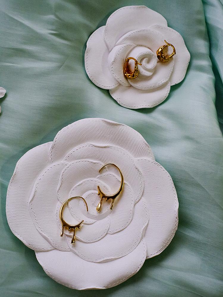 Jewelry Display Frame Creative Plaster Flower Ornament Earrings Receive Display Live Show Photo Props Decoration