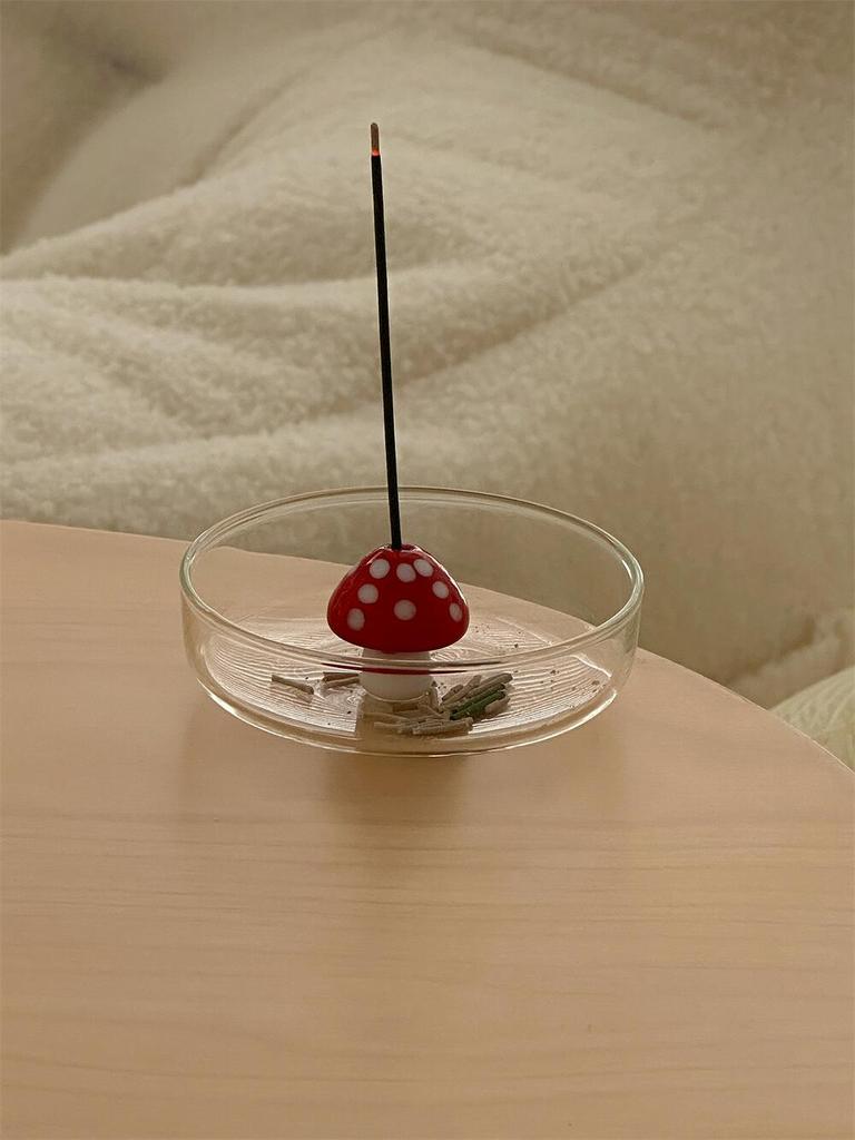 Conception créative de diffuseur de parfum, porte-parfum, set de porte-parfum champignon rouge, fil de parfum élégant, cadeau ins, souvenir