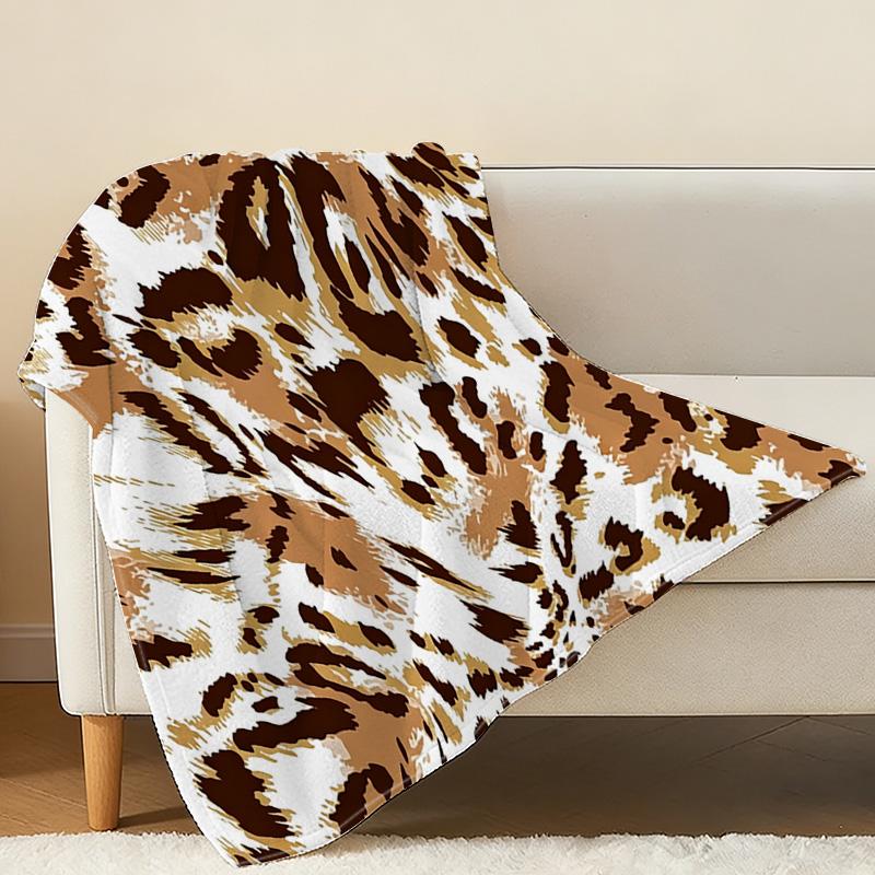 Lightweight Flannel Throw Blanket Leopard Print, Super Soft Skin-Friendly, Cozy Home Decor for Casual Use, Perfect for Halloween & Christmas