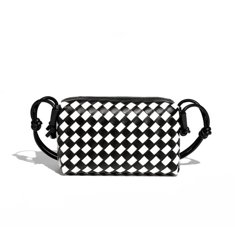

2025 новая плетеная сумка ручной работы модная нишевая сумка через плечо с узлом, сумка-мессенджер, большая вместимость, маленькая квадратная сумка, женская