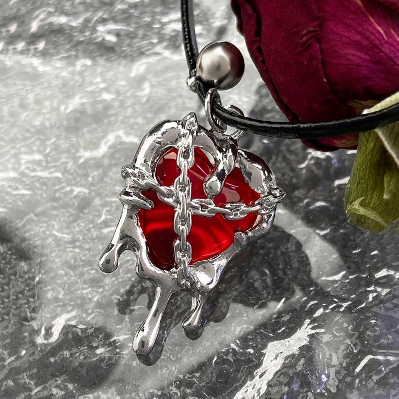 Vintage Y2K Red Love Heart Pendant Rope Chain Necklace for Women Men Halloween Aesthetic Gothic Rave Jewelry Accessories