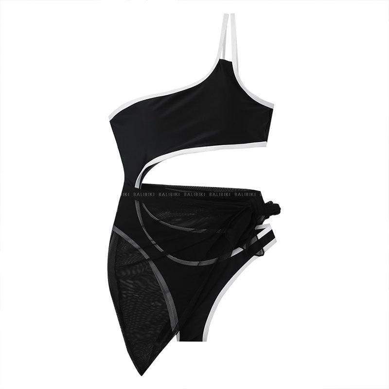 1011 one-piece triangular swimsuit female sexy hollow small chest shoulder vacation fashion hot spring swimsuit