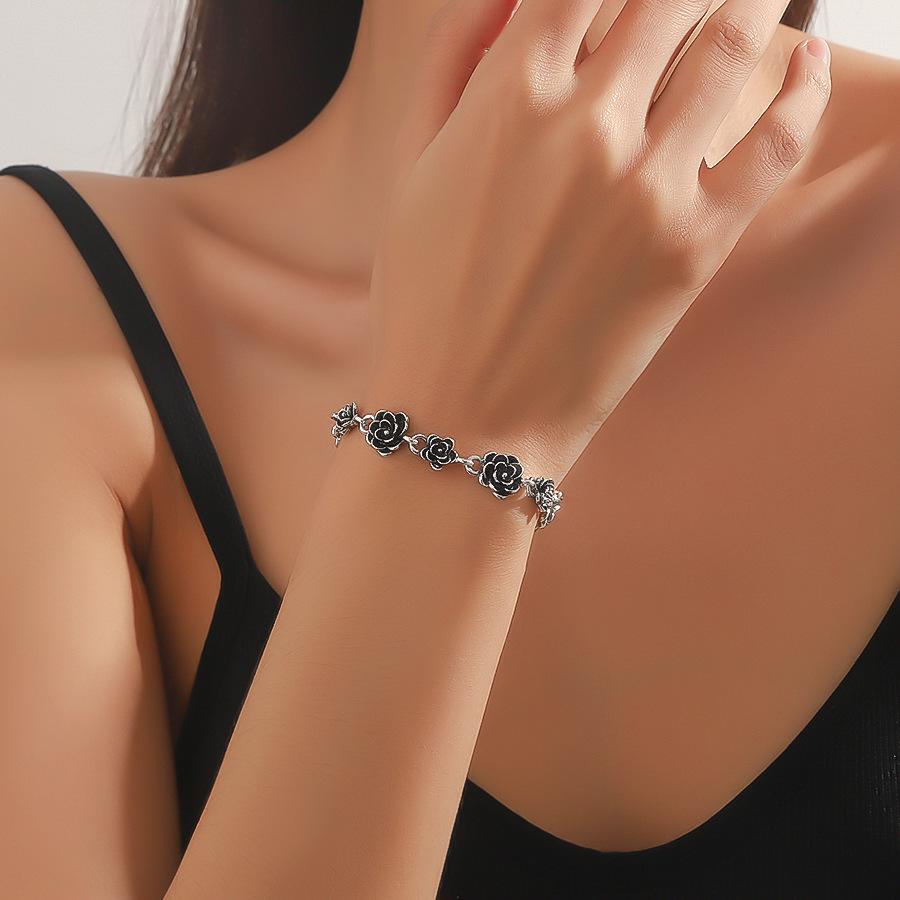 Vintage Rose Distressed Camellia Bracelet - Women's Retro Alloy Flower Jewelry