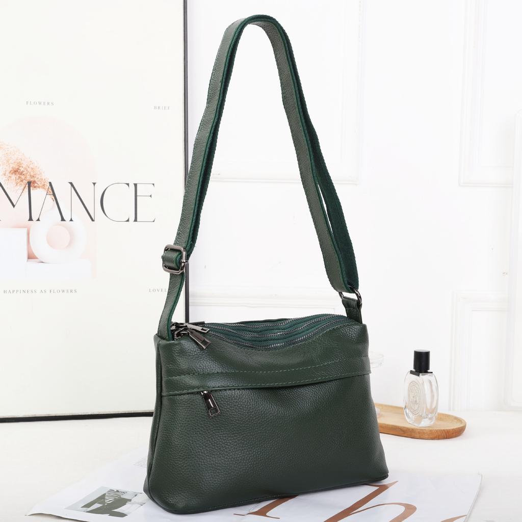 Women's Top-Grain Leather Shoulder Bag - Spacious Underarm Tote for Moms, Practical Commuter Crossbody