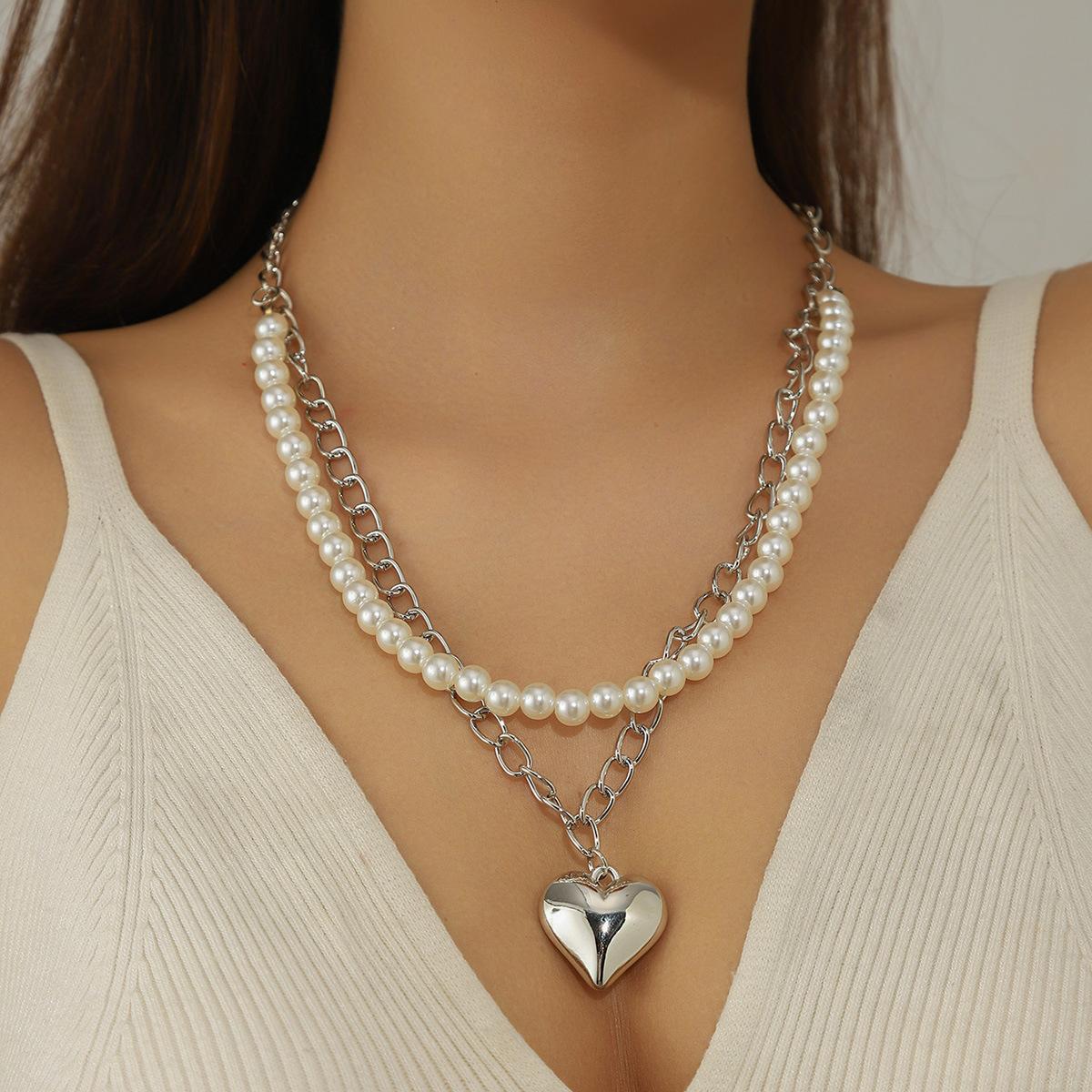 Double Layer Pearl & Chain Necklace for Women Heart Pendant Layered Choker Trendy Mixed Metal Collarbone Jewelry