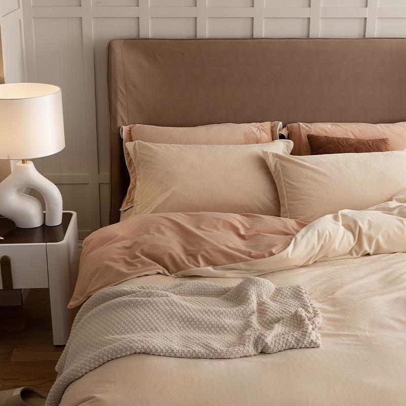 Mei Yun Ge High Weight Dove Velvet Double Splicing Warm Rolling Edge Craftsmanship Color blocked Single Duvet Cover
