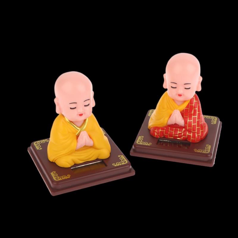 1Pcs Auto Shaking Little Monk Car Interior Accessories Toy Mini Solar Powered Little Monk Car Ornament Desktop Office Decoration