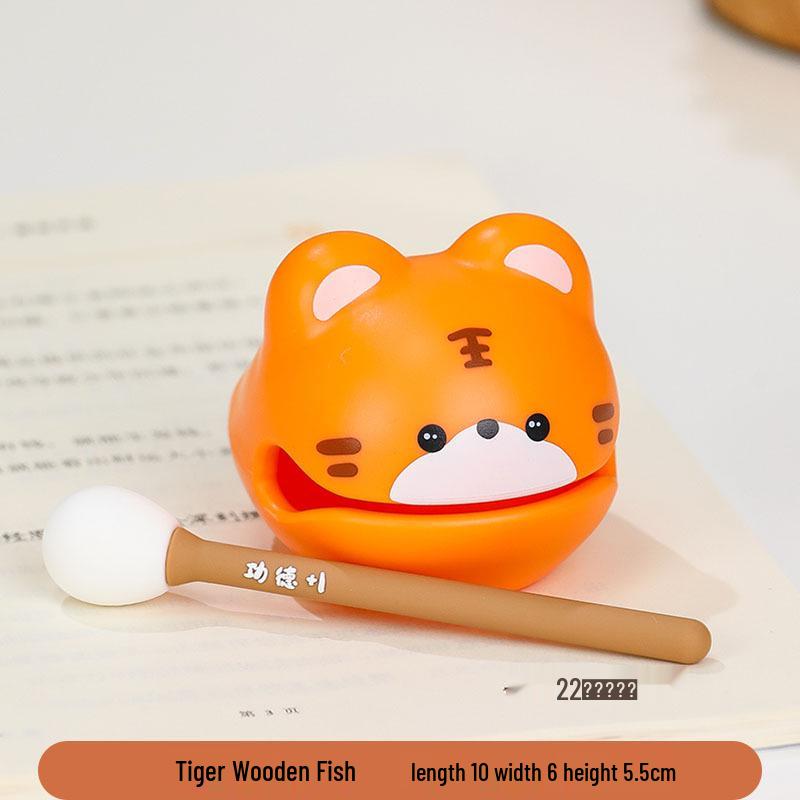 Cartoon Knock Knock Wooden Fish Ornament - Cute Granule Lucky Cat Decoration for Office