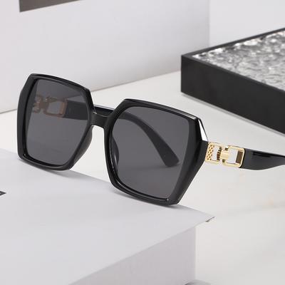 High-quality Gradient Square Sunglasses Women Men Fashion UV400 Sun Glasses Party Travel Artistic Sense