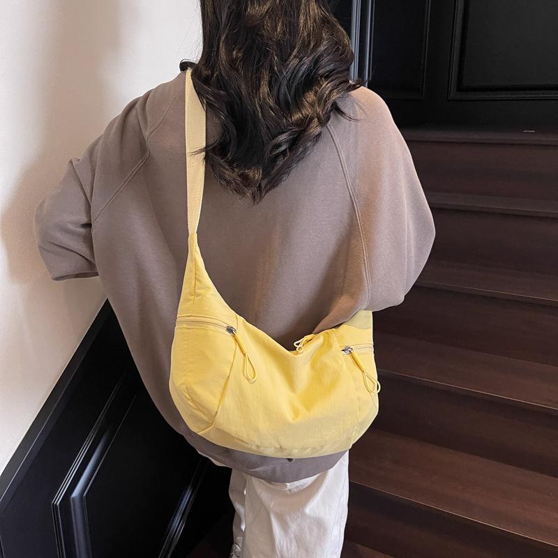 2025 Fashion New Casual Large-capacity Croissant Light and Simple Washed Cloth Versatile Commuter Shoulder Messenger Bag