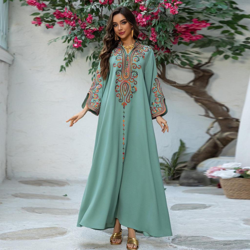 AB417 Autumn/Winter 2024 Women's Embroidered Muslim Robe for Middle East Market