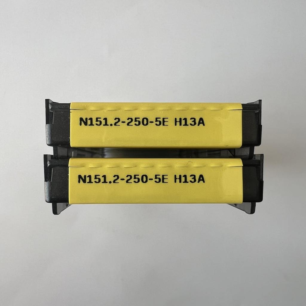 SANDVIK / N151.2-250-5E H13A / Original Swedish hard alloy blade 10 Pcs
