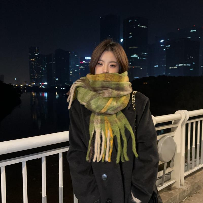 1pc Women's Colorful Warm Scarf,Windproof Insulation Personality Neck Warmer,Suitable for Daily Life,Work,Shopping,Autumn/Winter