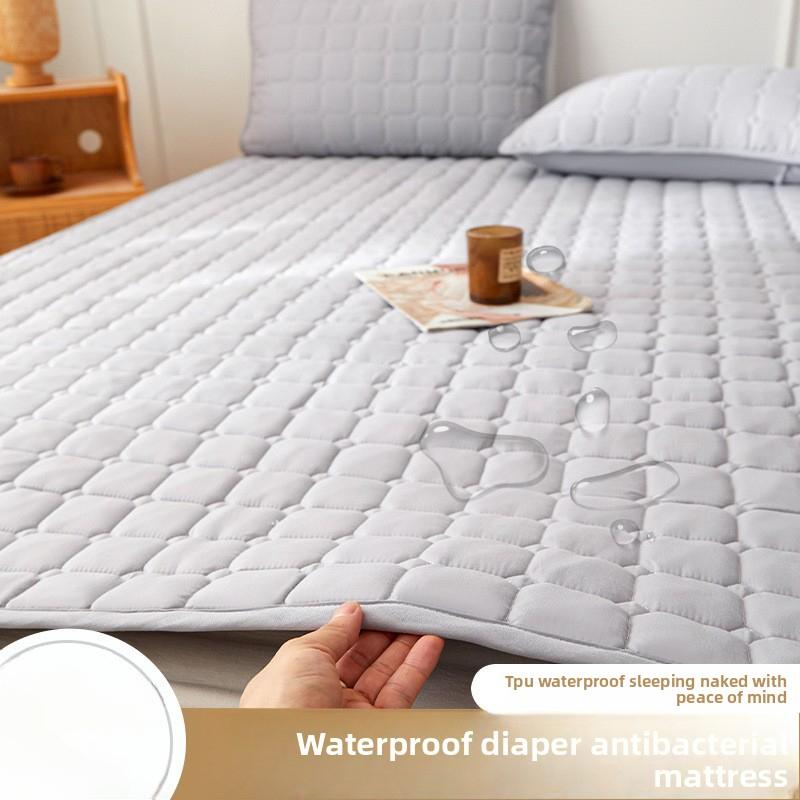 Waterproof Urine Barrier Quilted Mattress Pad for Home Bedroom Dormitory Soft Cushion Bed Protector Non-Slip Mat