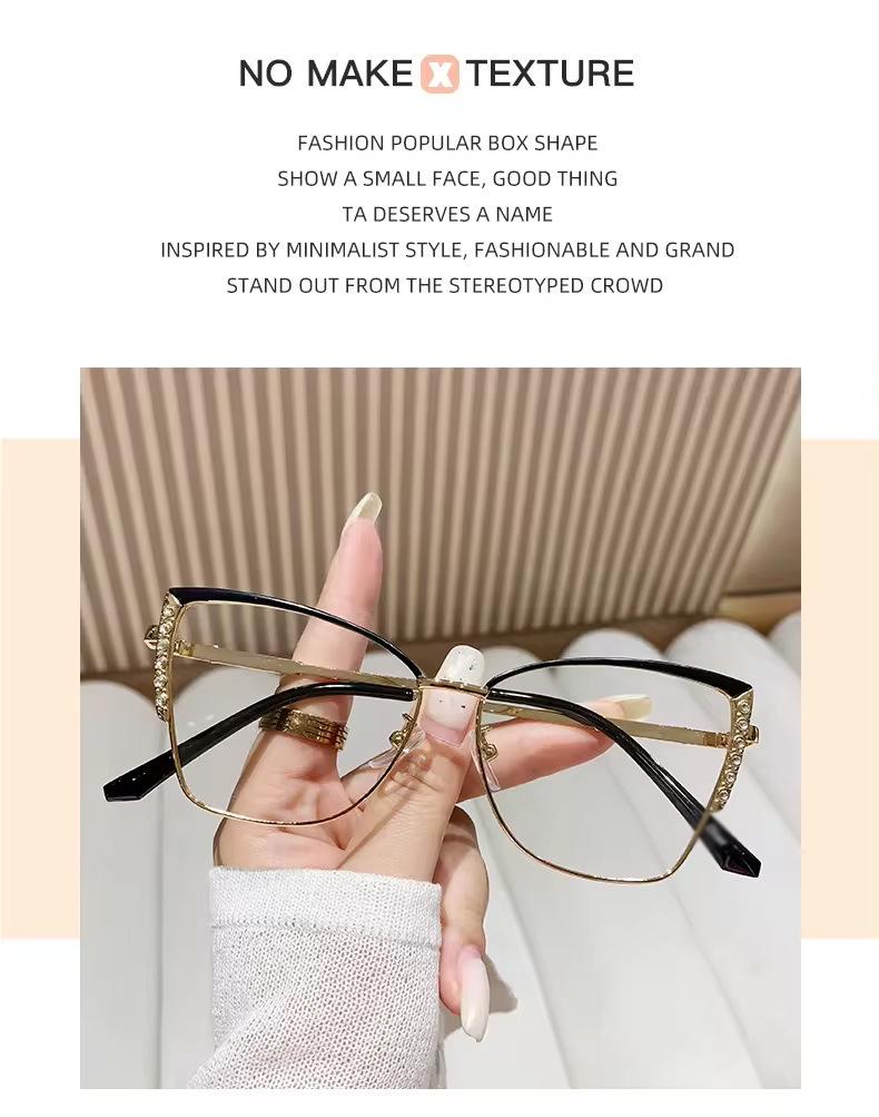Women's Cat-Eye Rhinestone Eyeglass Frames: Trendy Photochromic & Anti-Blue Light Glasses