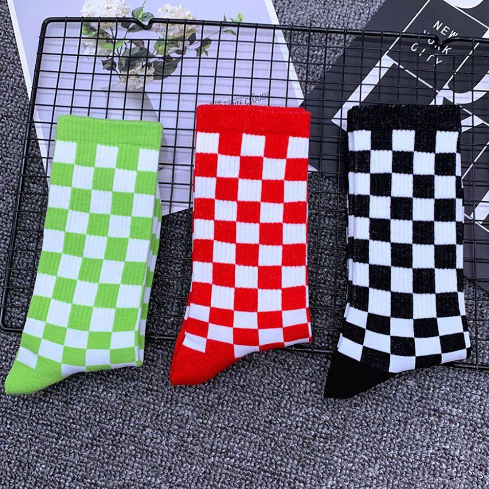 Hop Cotton Male Street Sports Checkered Socks Middle Tube Socks Women Hosiery Korean Style Socks