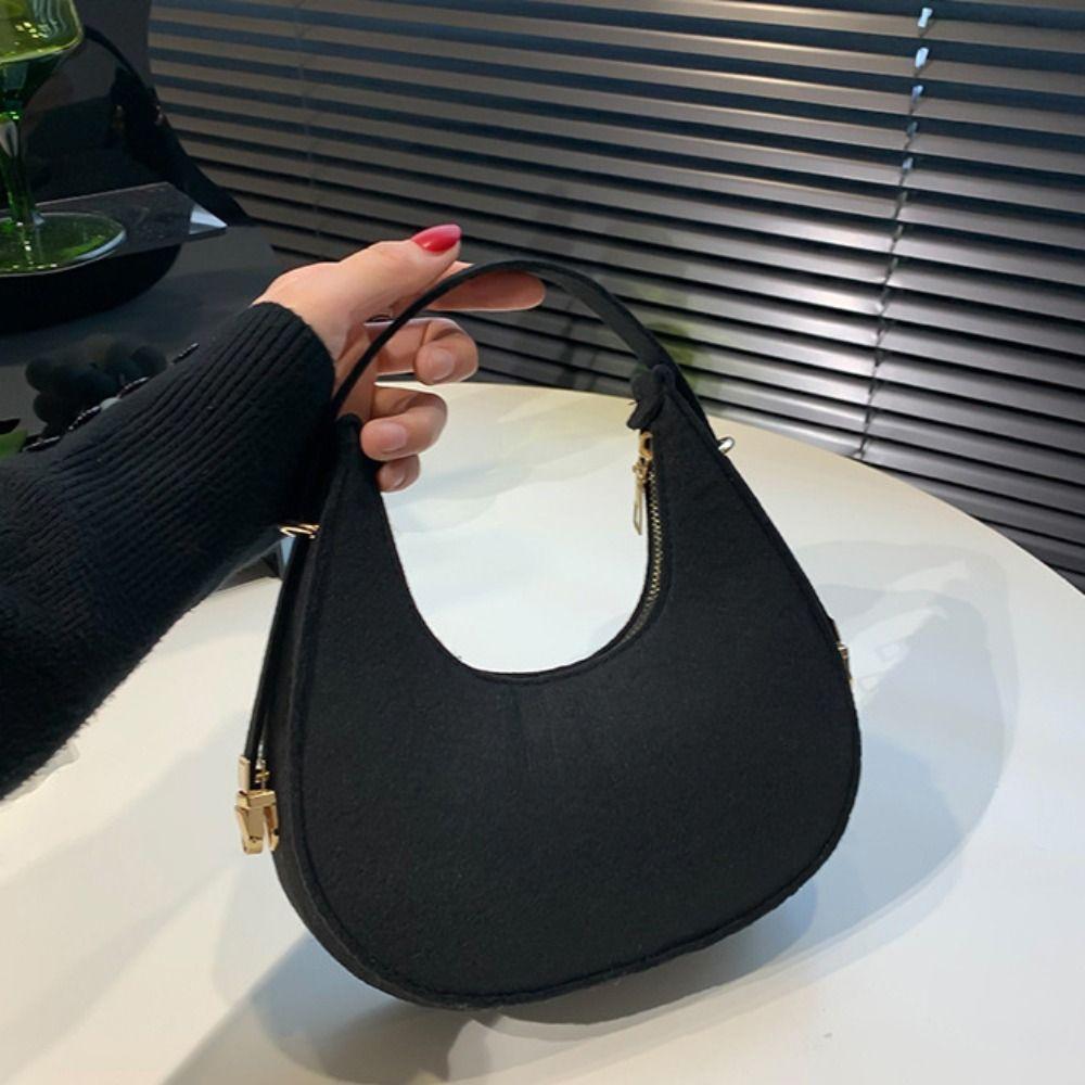 Korean Style Cloth Shoulder Bag Solid Color Felt Handbag Versatile Underarm Bag  Girls