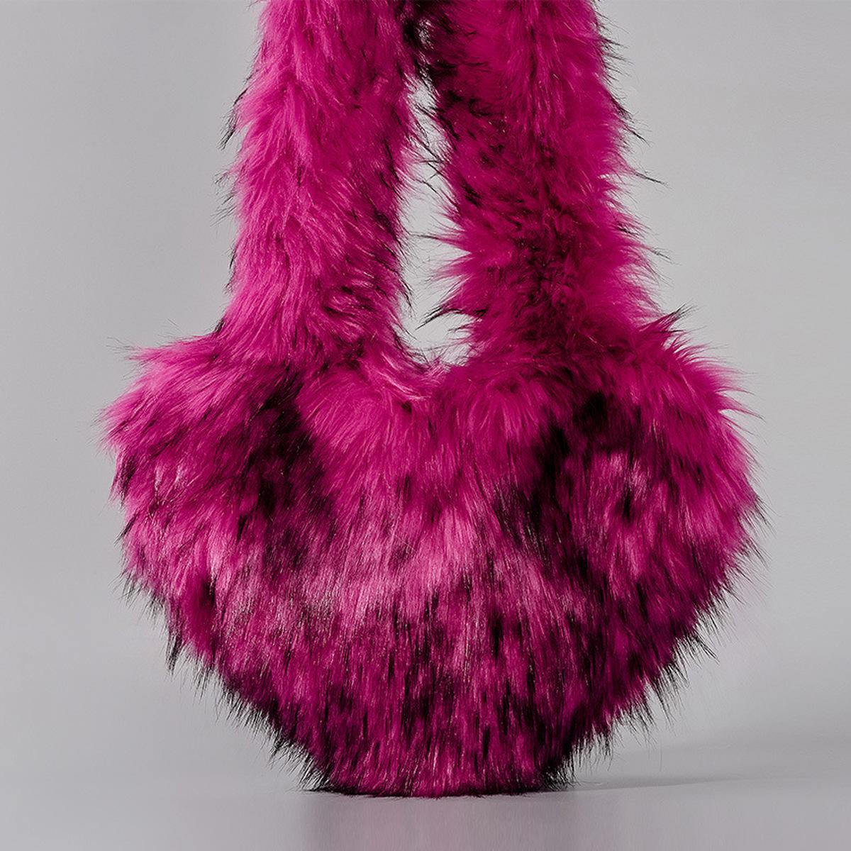 

Women s Plush Heart Crossbody Bag - Faux Raccoon Fur Handbag, Autumn/Winter Design Small
