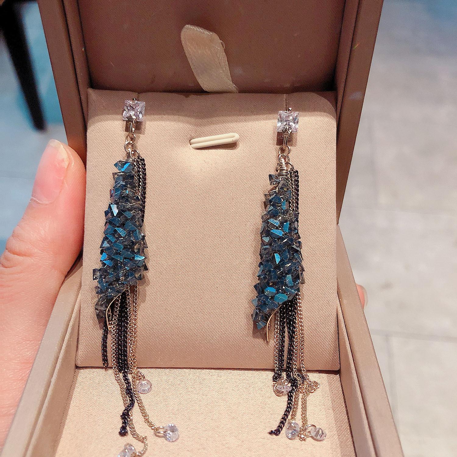 

Retro high sense blue geometric fringed earrings 2025 new trend Internet celebrity temperament earrings