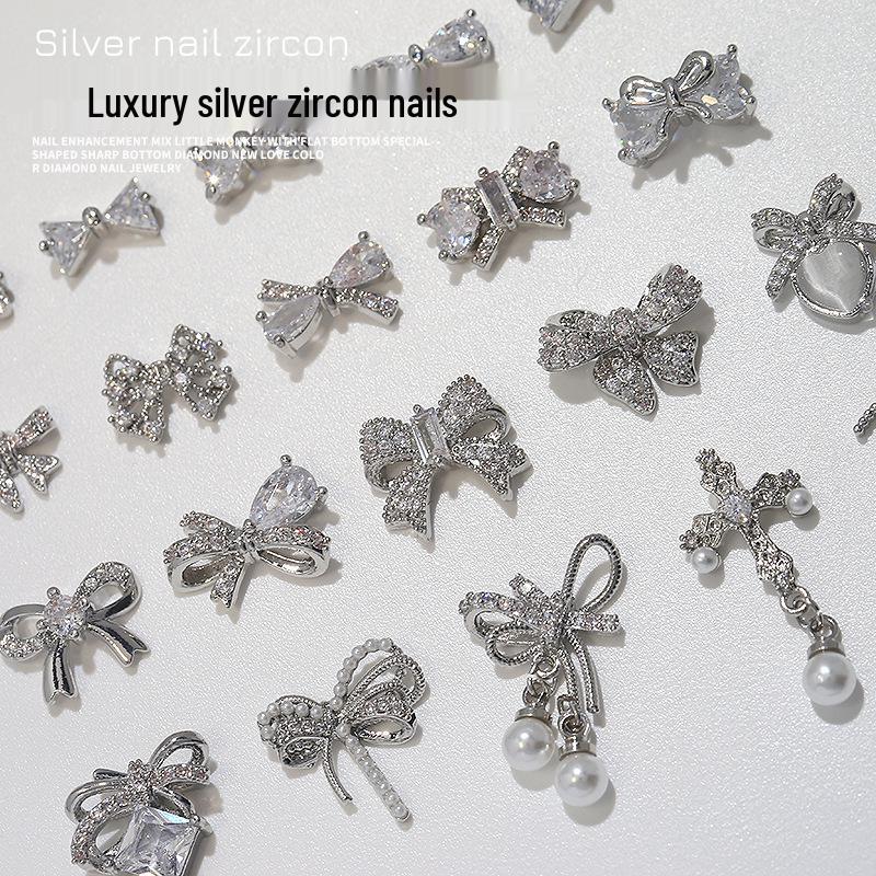 

Zircon Bow & Pearl Manicure Rhinestones