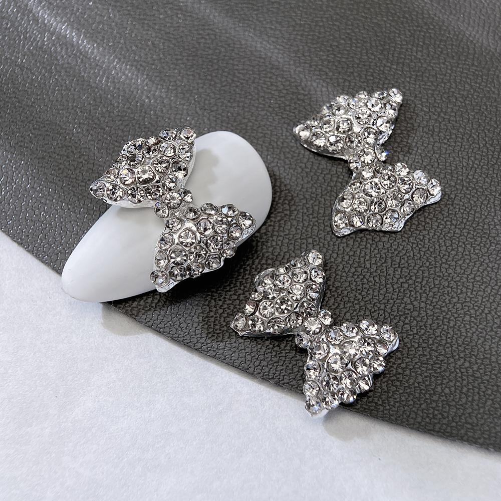5 Stück lila Diamant-Nagelkunst-Zubehör mit großer Schleife für Nagelkunst-Kreationen