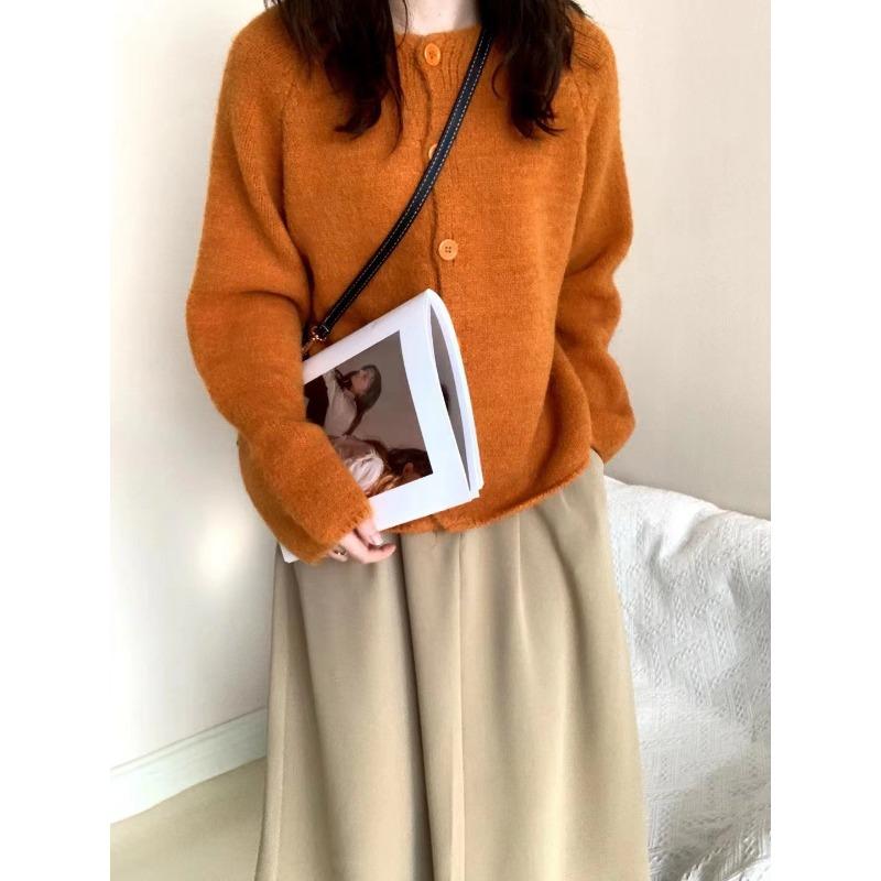 Small Fresh Solid Color Knitted Cardigan for Women's New Spring and Autumn with Loose Lazy Style Round Neck Shoulder Jacket for Women