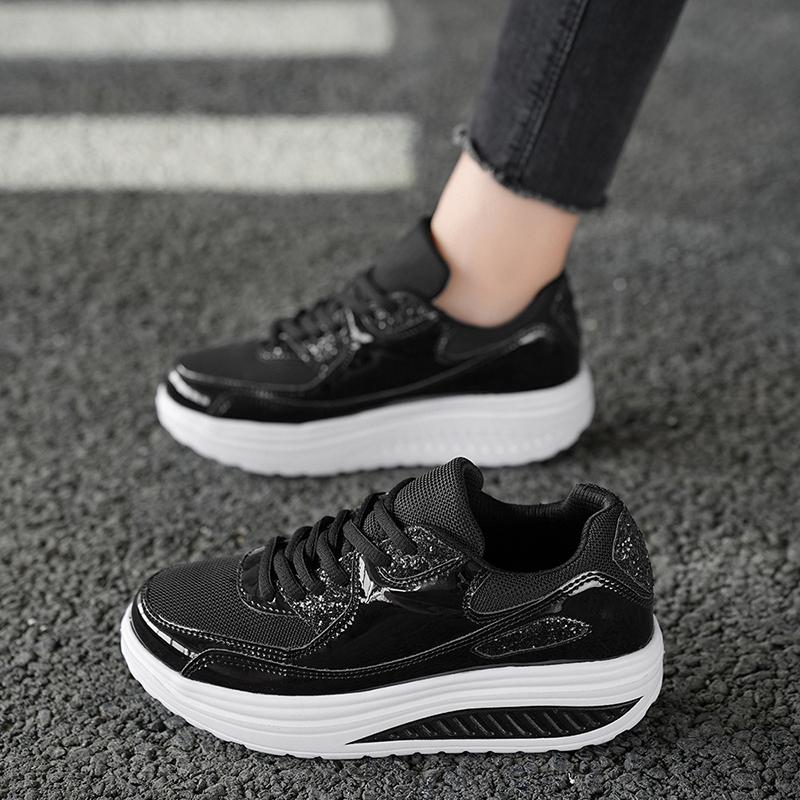 TUINANLE Women Sneakers Golden Mens Shiny Mirrors Shoes Casual Glitter Streetwear Hip Hop Mens Sneakers