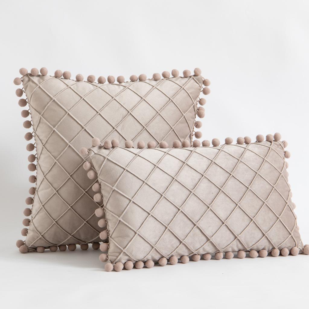 Cute Pom-poms Throw Pillow Covers 30x50cm 45x45cm Luxury Textured Square Cushion Case for Sofa Bedroom Pillowcase Christmas Gift