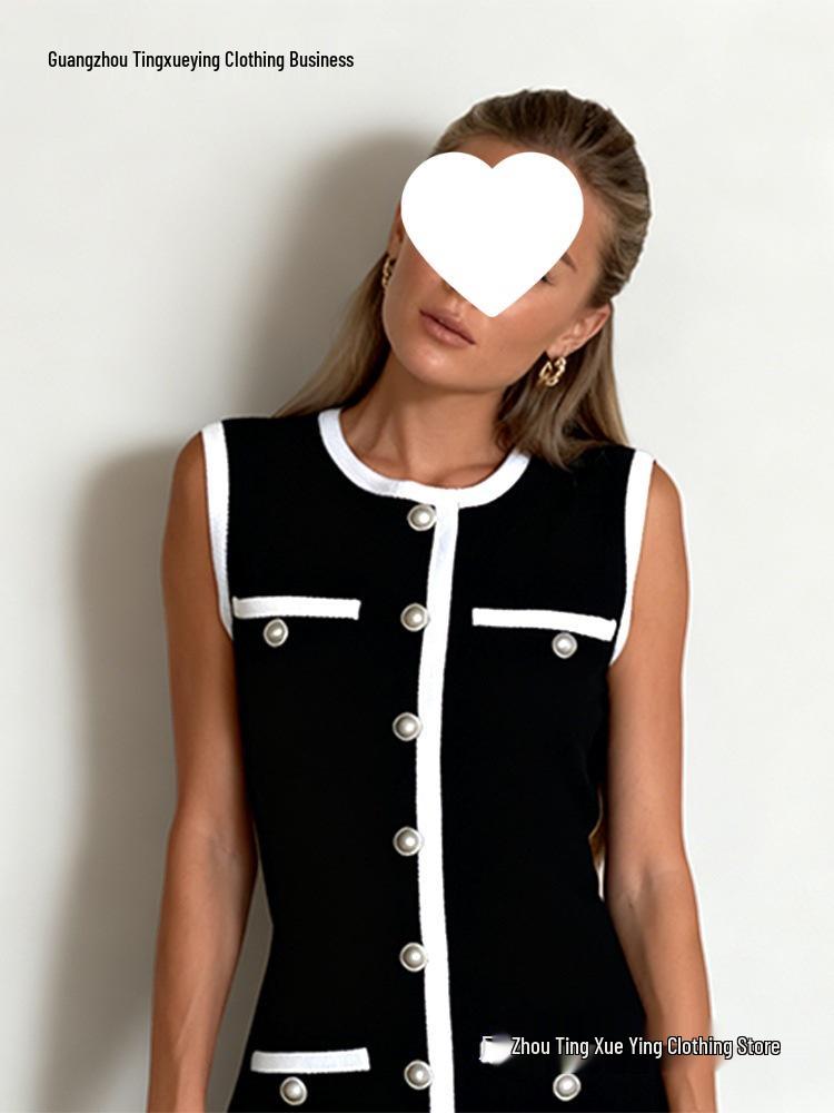 Elegant Sleeveless Knit Dress with Pearl Buttons