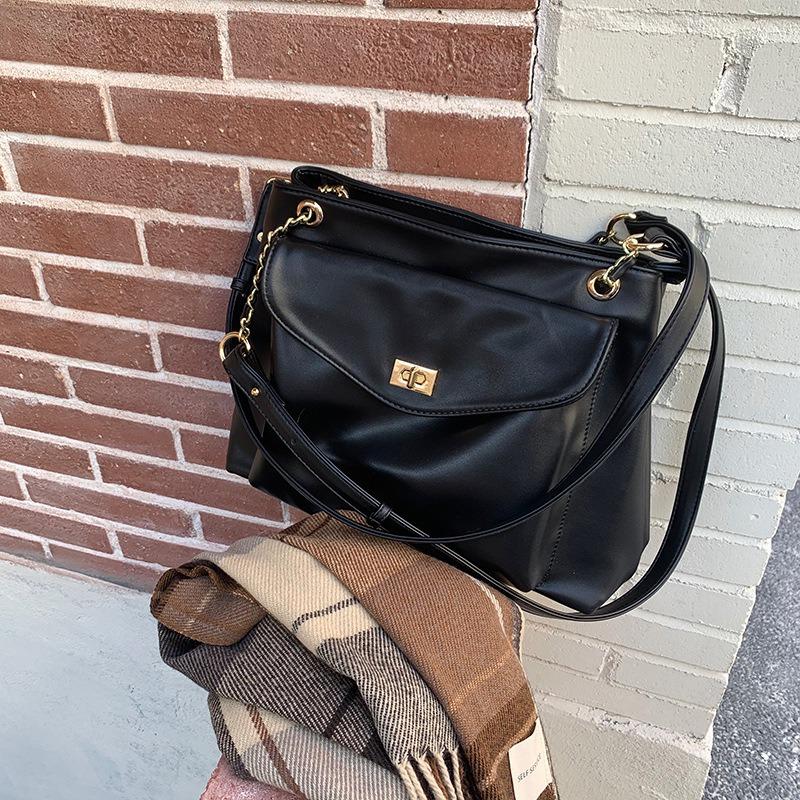 

Осень и зима новая модная вместительная простая ретро сумка-мессенджер универсальная на одно плечо через плечо большая сумка женская чёрный