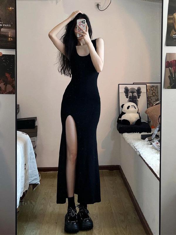 Women's 2026 Summer Elegant Slim Fit Camisole Slit Dress