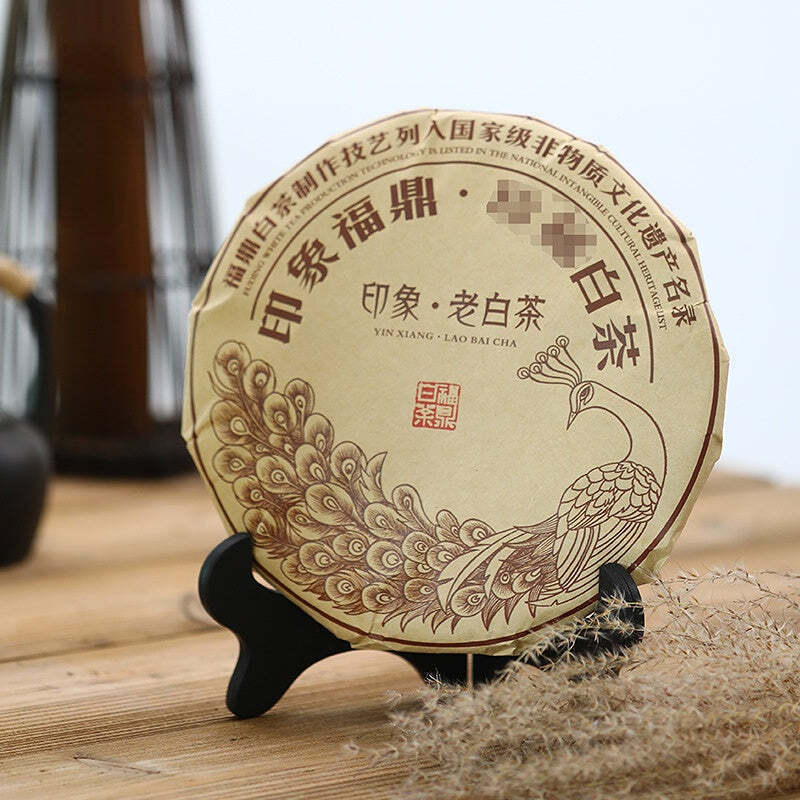 

350 г белого чая Fuding Impression Old White Tea Cake Gongmei, органический белый чай